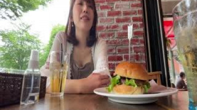 FC2PPV-2239032 【알게 해주는 즙 4연발 중출】현역 에스테티